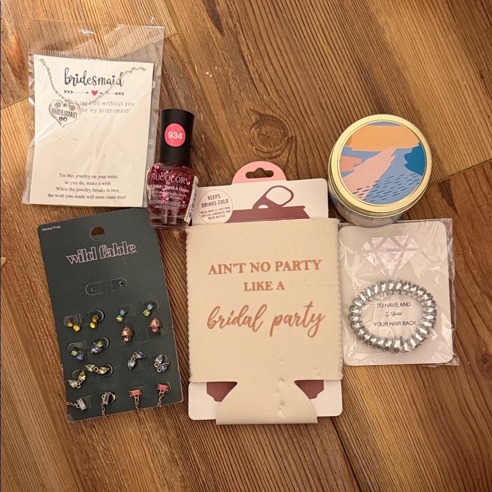 Wild Fable Party Favor Set with Cream and Pink Accents
